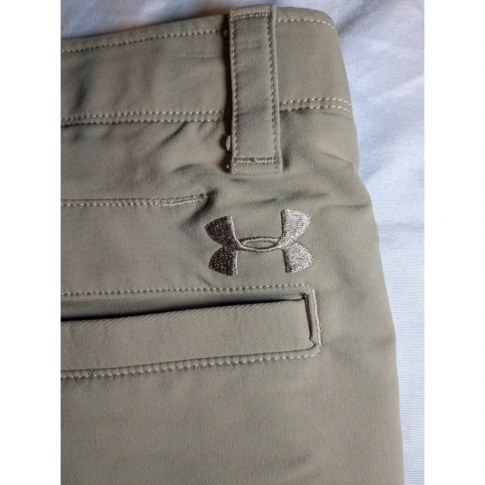 2018 Under Armour Loose Fit Heatgear Tan Shorts‎ Size 30